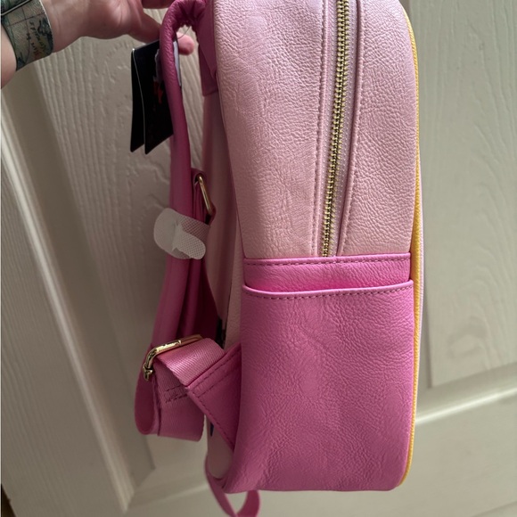 Pink Sleeping Beauty backpack - Picture 2 of 4